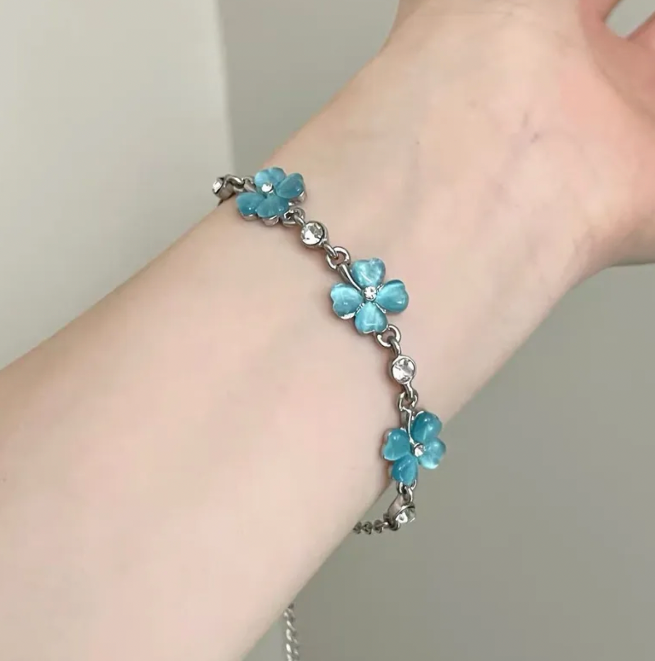 Lucky Heart Cat’s Eye Titanium Steel Bracelet for Women